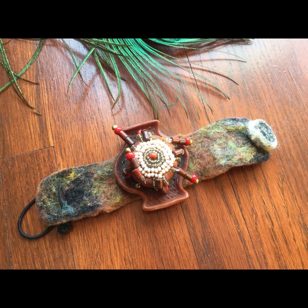 Unique Art Cuff🌵Art Piece